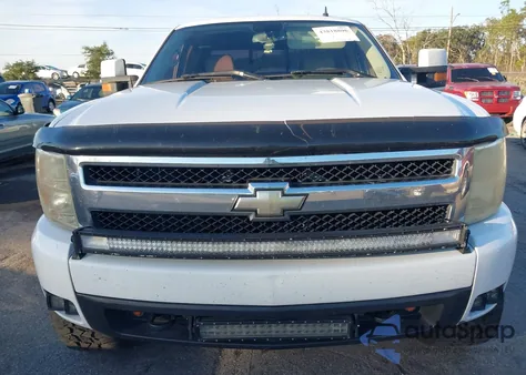 2008 Chevrolet Silverado 1500 Ltz z USA, uszkodzony, nr VIN 1GCEC19018Z107412